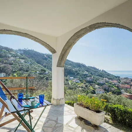 Sorvegallo By Interhome Moneglia